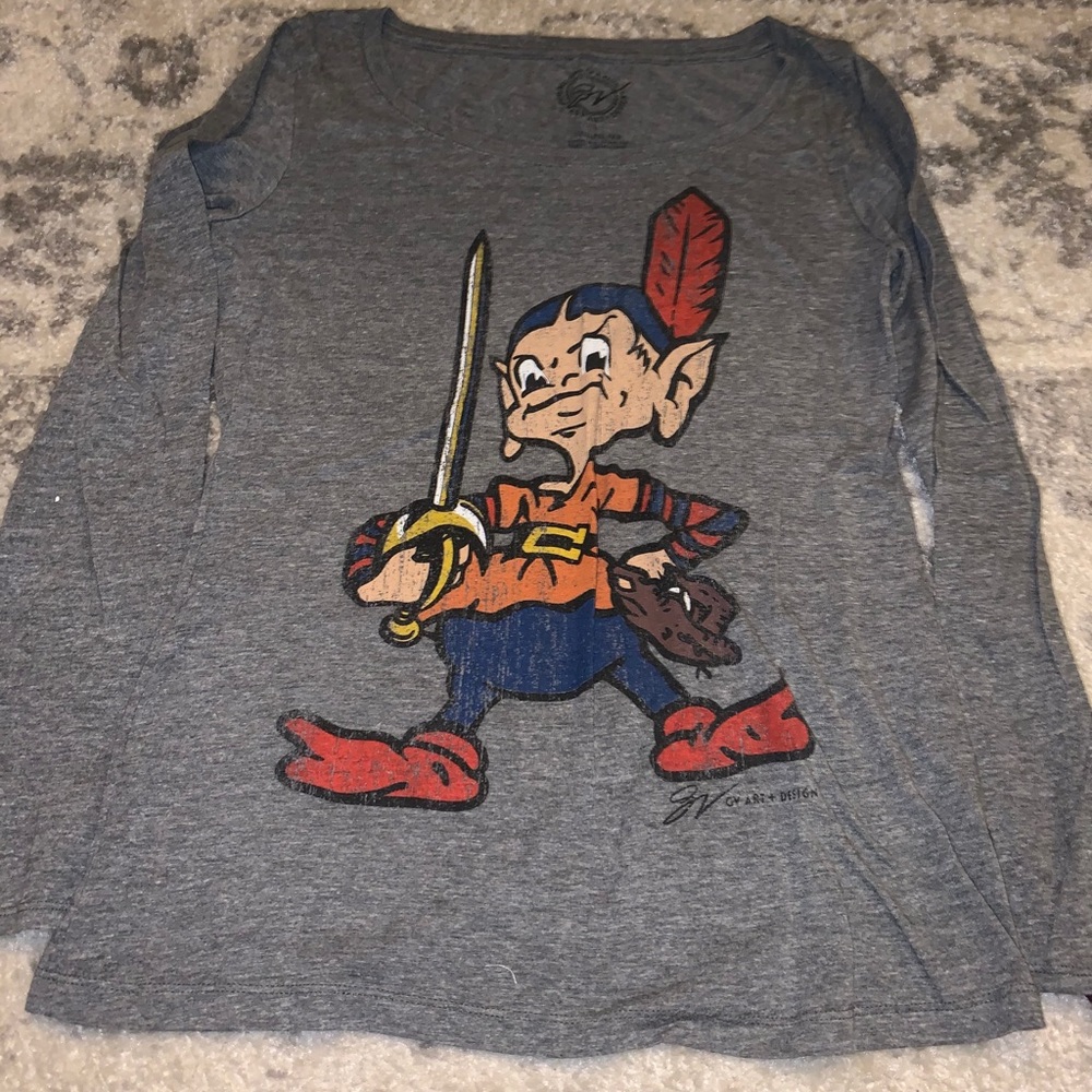 Women’s Cleveland tshirt